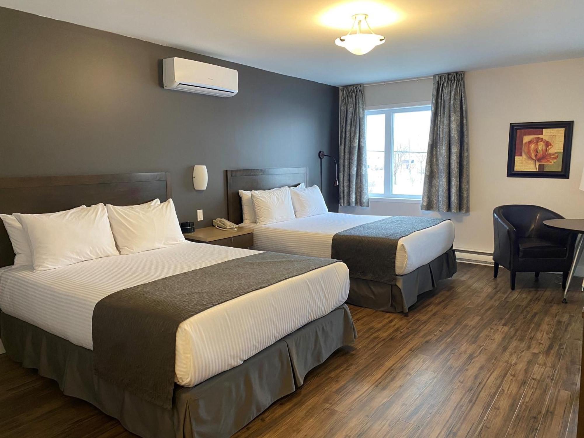 Hotel Centre-Ville Montmagny Exterior photo