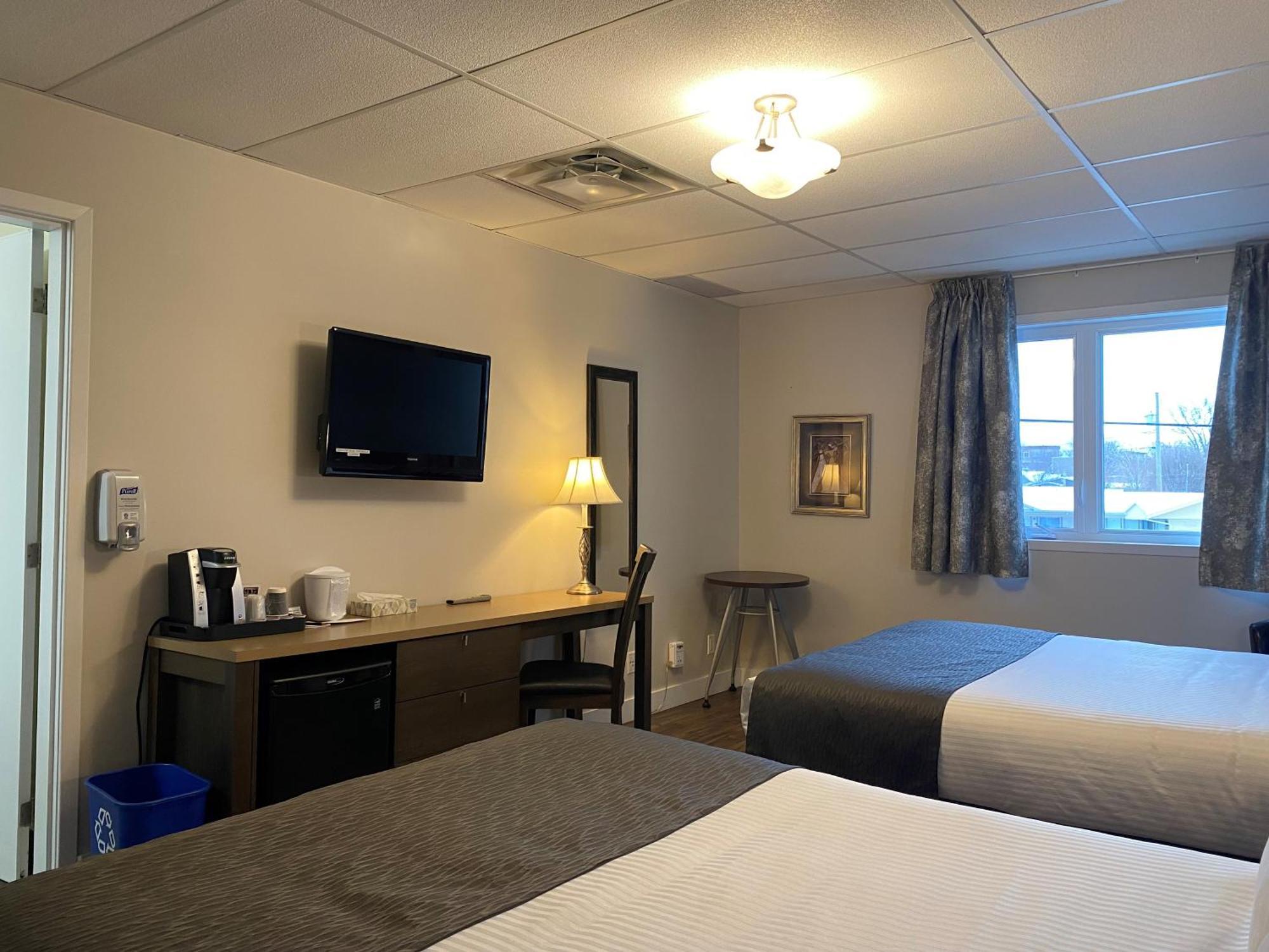 Hotel Centre-Ville Montmagny Exterior photo