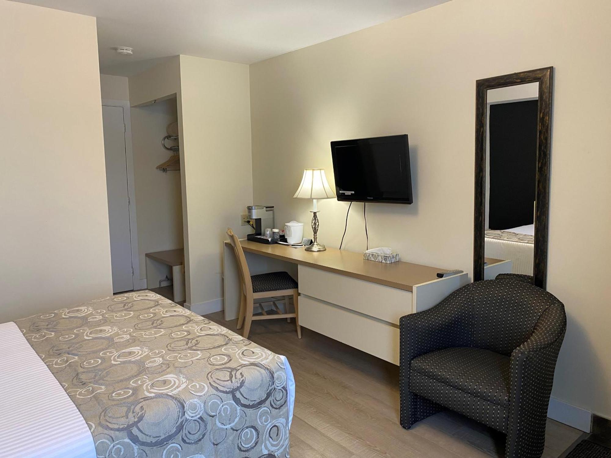 Hotel Centre-Ville Montmagny Exterior photo