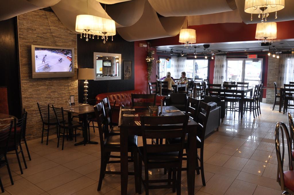 Hotel Centre-Ville Montmagny Exterior photo
