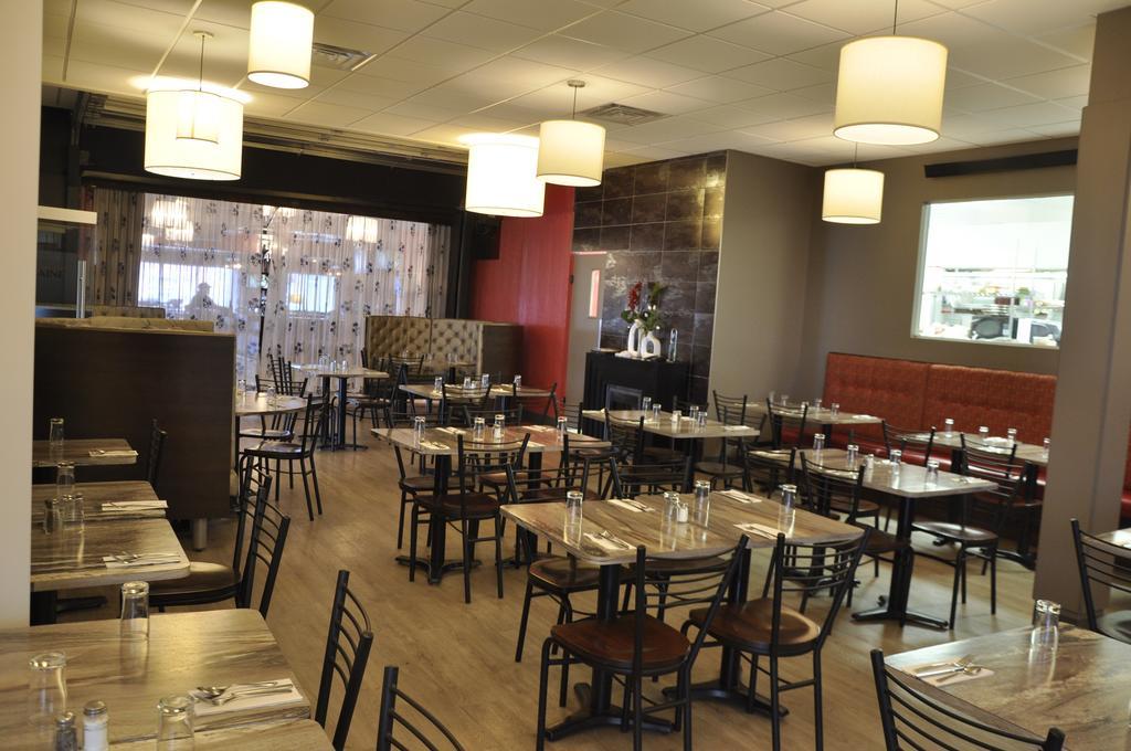 Hotel Centre-Ville Montmagny Exterior photo